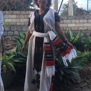 Meet your Posher, Lishan